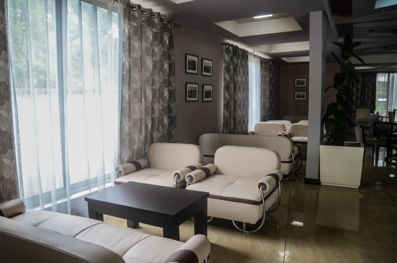 Imperial Hotel Ih إلباسان المظهر الخارجي الصورة