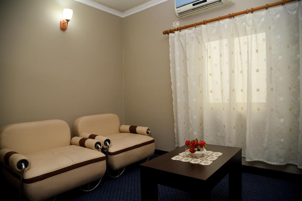 Imperial Hotel Ih إلباسان المظهر الخارجي الصورة