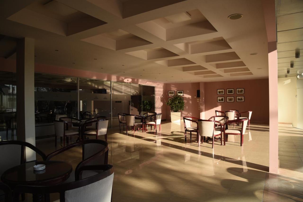 Imperial Hotel Ih إلباسان المظهر الخارجي الصورة