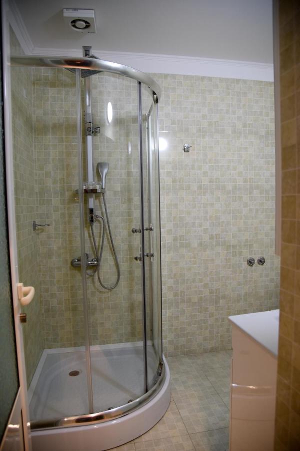 Imperial Hotel Ih إلباسان المظهر الخارجي الصورة