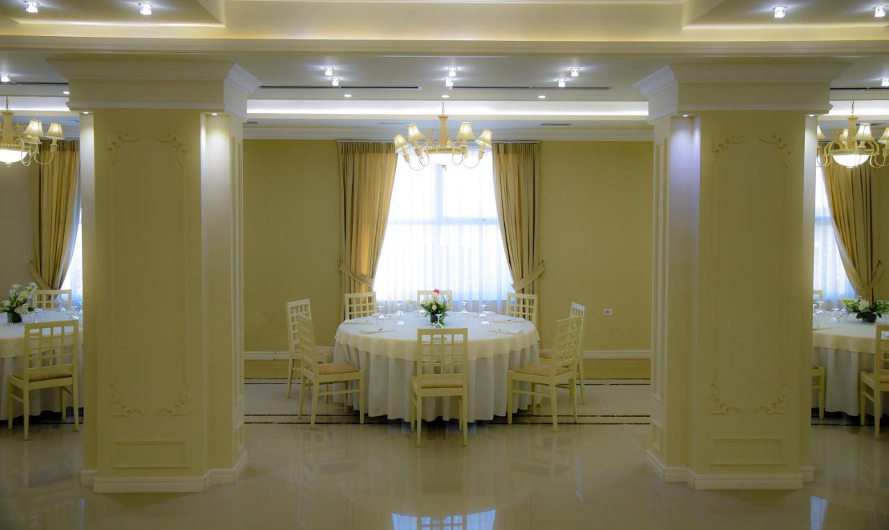 Imperial Hotel Ih إلباسان المظهر الخارجي الصورة