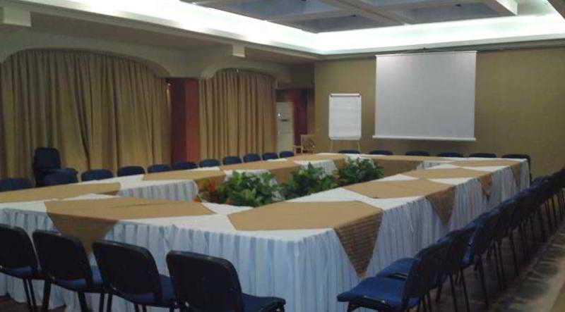 Imperial Hotel Ih إلباسان المظهر الخارجي الصورة