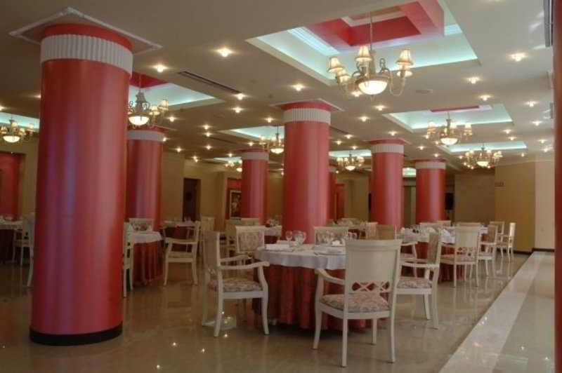 Imperial Hotel Ih إلباسان المظهر الخارجي الصورة